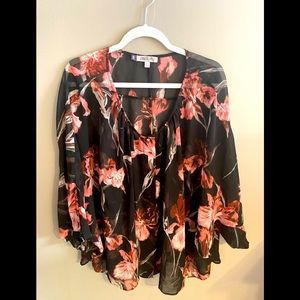 Jennifer Lopez Floral Top 2X
